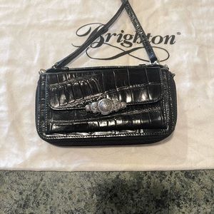 Brighton gently used zip around wallet